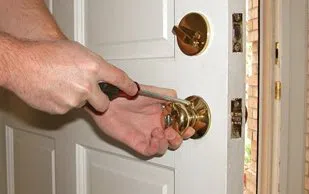 Gallery Locksmith Store New York, NY 212-659-0023 - 2-Local-Locksmith